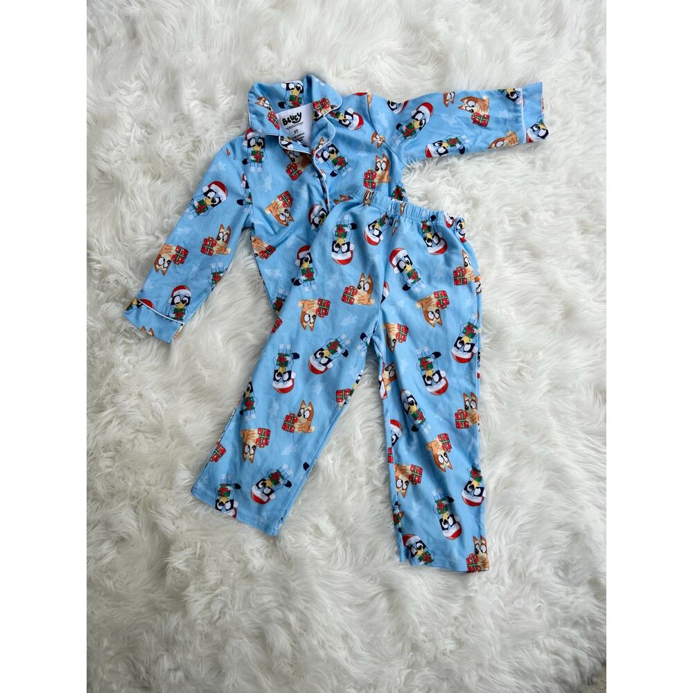 Bluey’s Kids Holiday Pajama Set